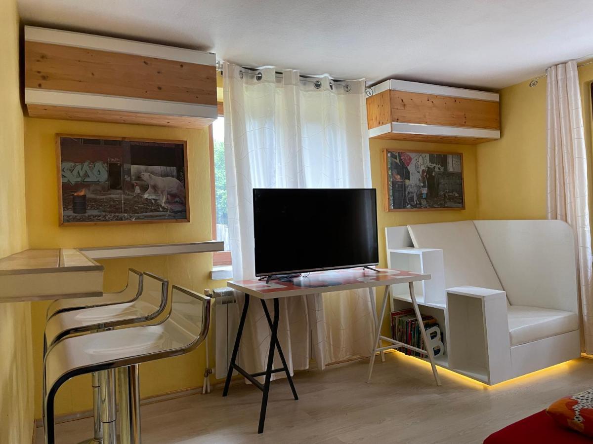 Direkt Am Main Villa Karlstadt Bagian luar foto