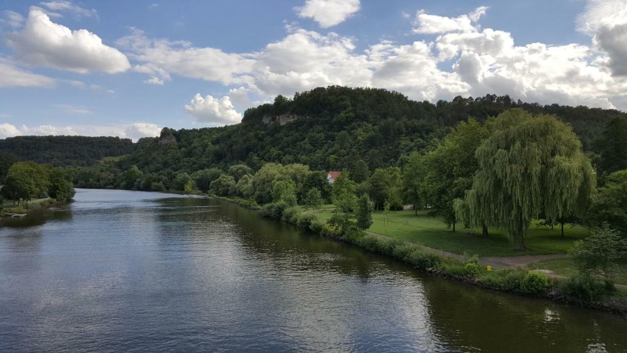 Direkt Am Main Villa Karlstadt Bagian luar foto